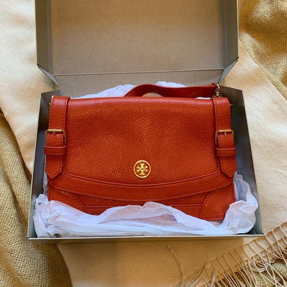 Brand New Tory Burch Purse - in Nordstrom Box - Picture 3 of 8